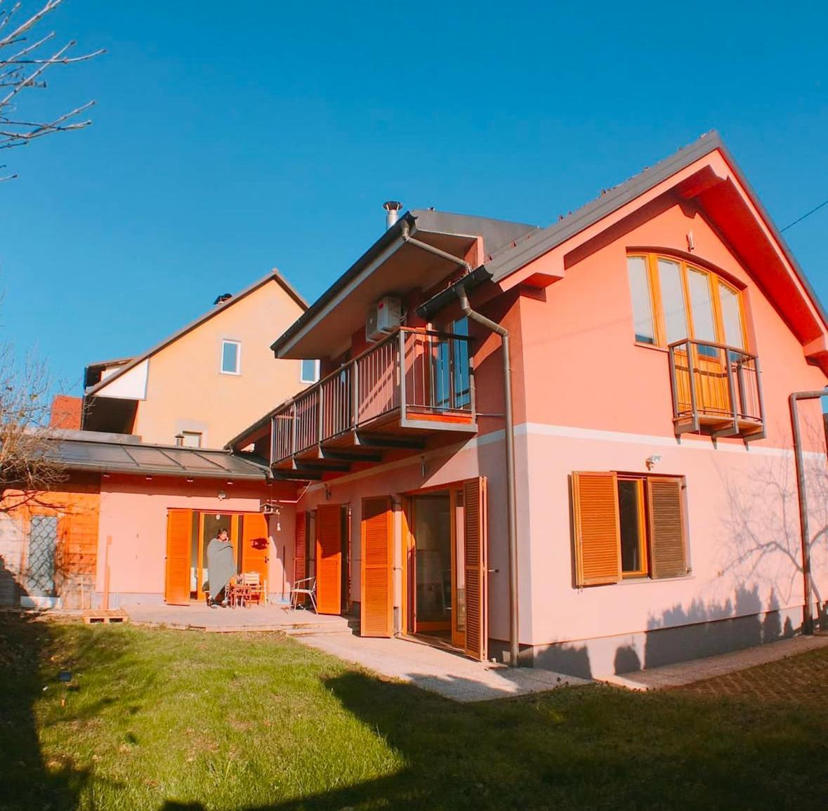 بيت شباب Buzahouse ليوبليانا المظهر الخارجي الصورة